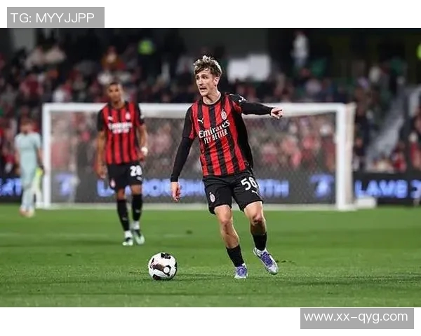 萨勒马科尔斯与埃斯图皮尼安双双受伤阿莱格里或将调整战术阵型 萨勒马科尔斯与埃斯图皮尼安双双受伤阿莱格里或将调整战术阵型